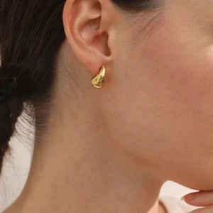 Water Drop Gold Earring
