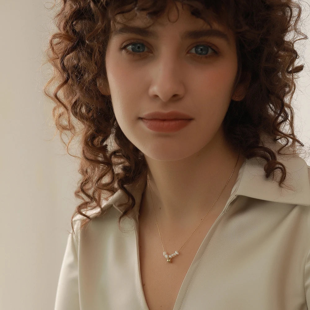 Pearl and Ball Drop Invisible Chain