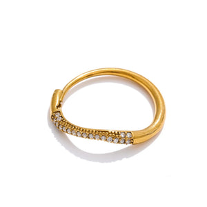 Wave Sparkle Studded Ring