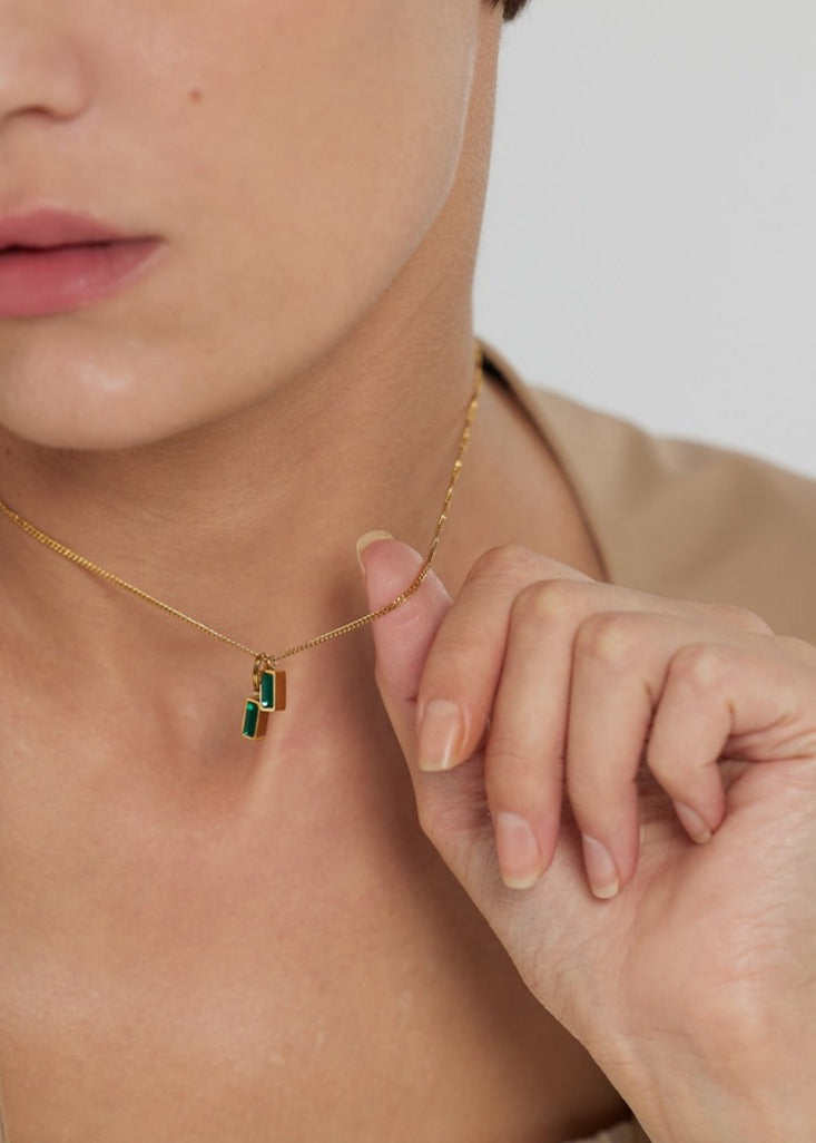18K Gold Emerald Pendant Chain Luxoba 